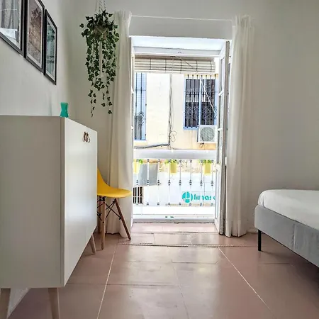 Townhouse With Amazing Rooftop Terrace Holiday home *